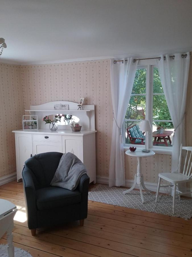 Karlstugan Cottage Виммербю Экстерьер фото